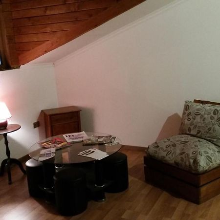 Hostal Valentino 比亚里卡 外观 照片