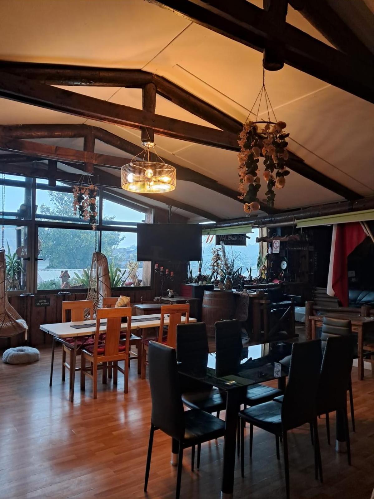 Hostal Valentino 比亚里卡 外观 照片